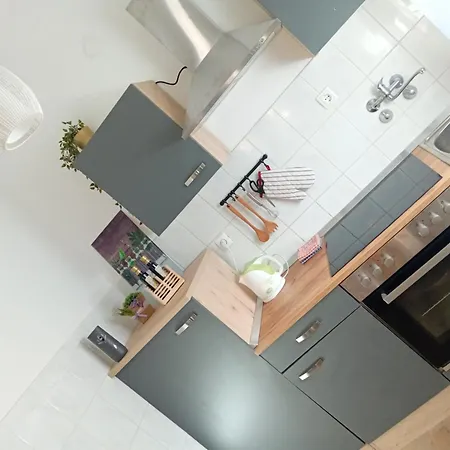 Matteo Apartment *